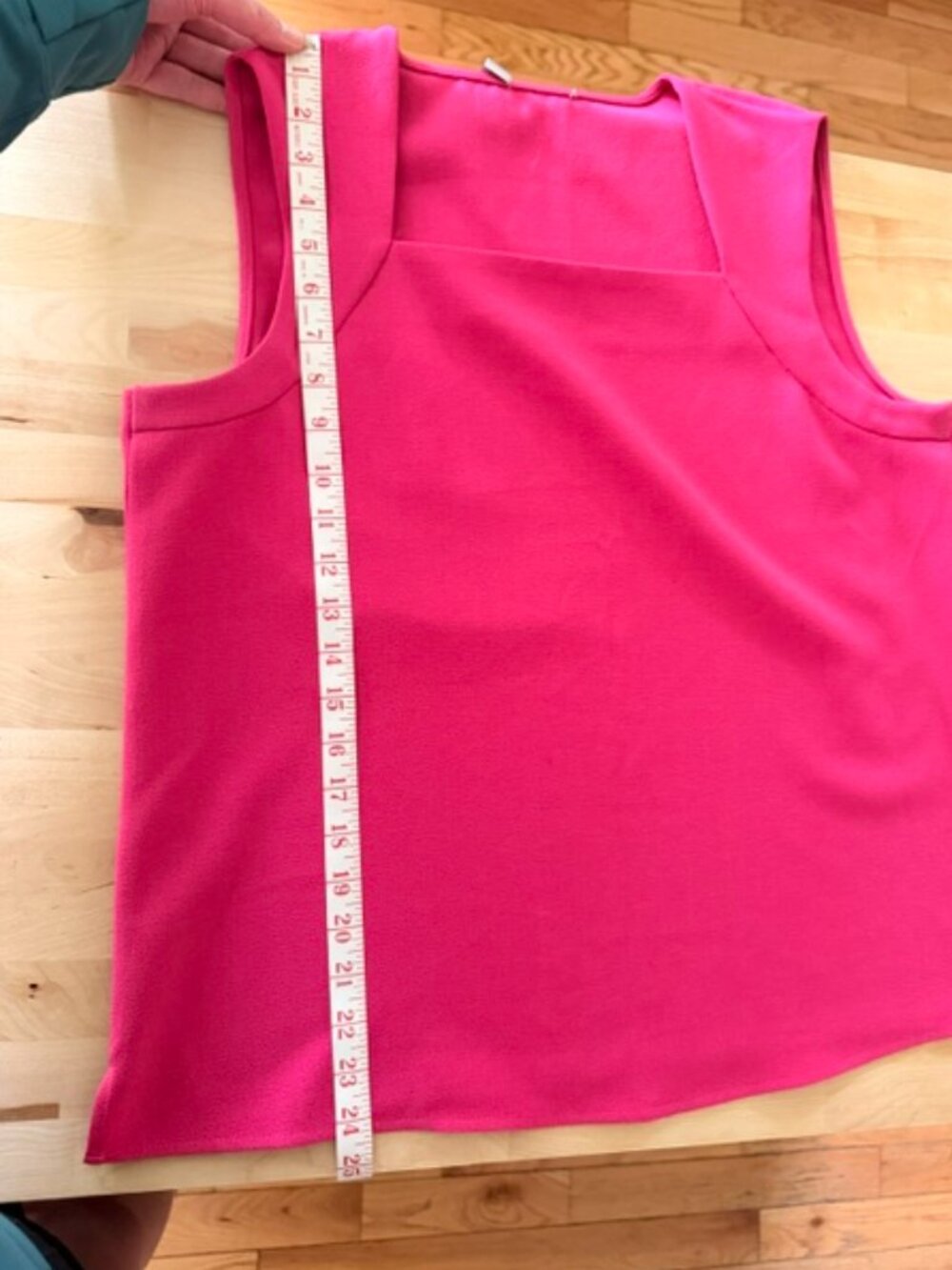 Tahari Hot Pink Cap Sleeve Blouse – Size 12 – Barbie Pink Career Top - Picture 7 of 7